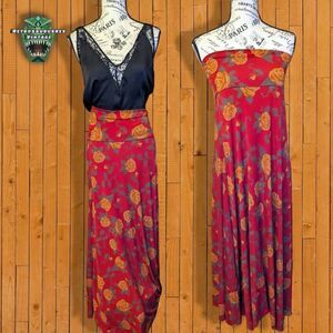 𝅺lularoe Pixelated Brick Red & Yellow Roses Maxi Skirt Dress, Small